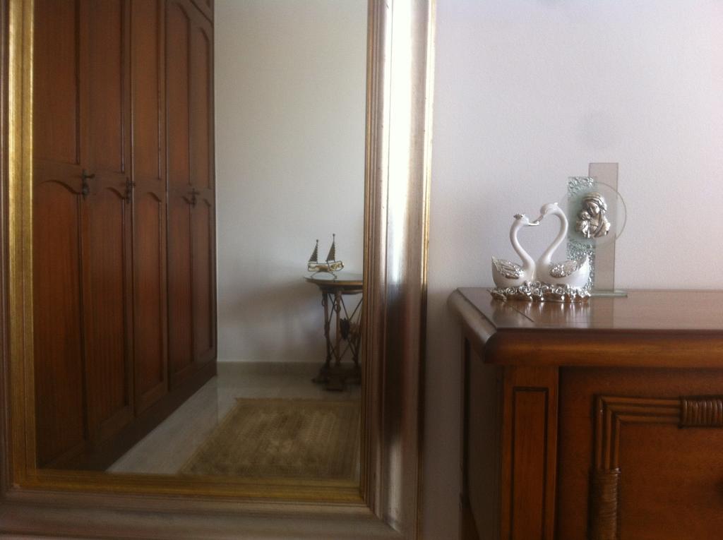 Sandy Beach Apartment 13 فوروكليني الغرفة الصورة