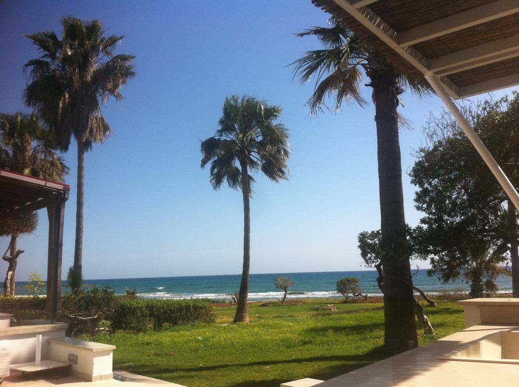 Sandy Beach Apartment 13 فوروكليني الغرفة الصورة